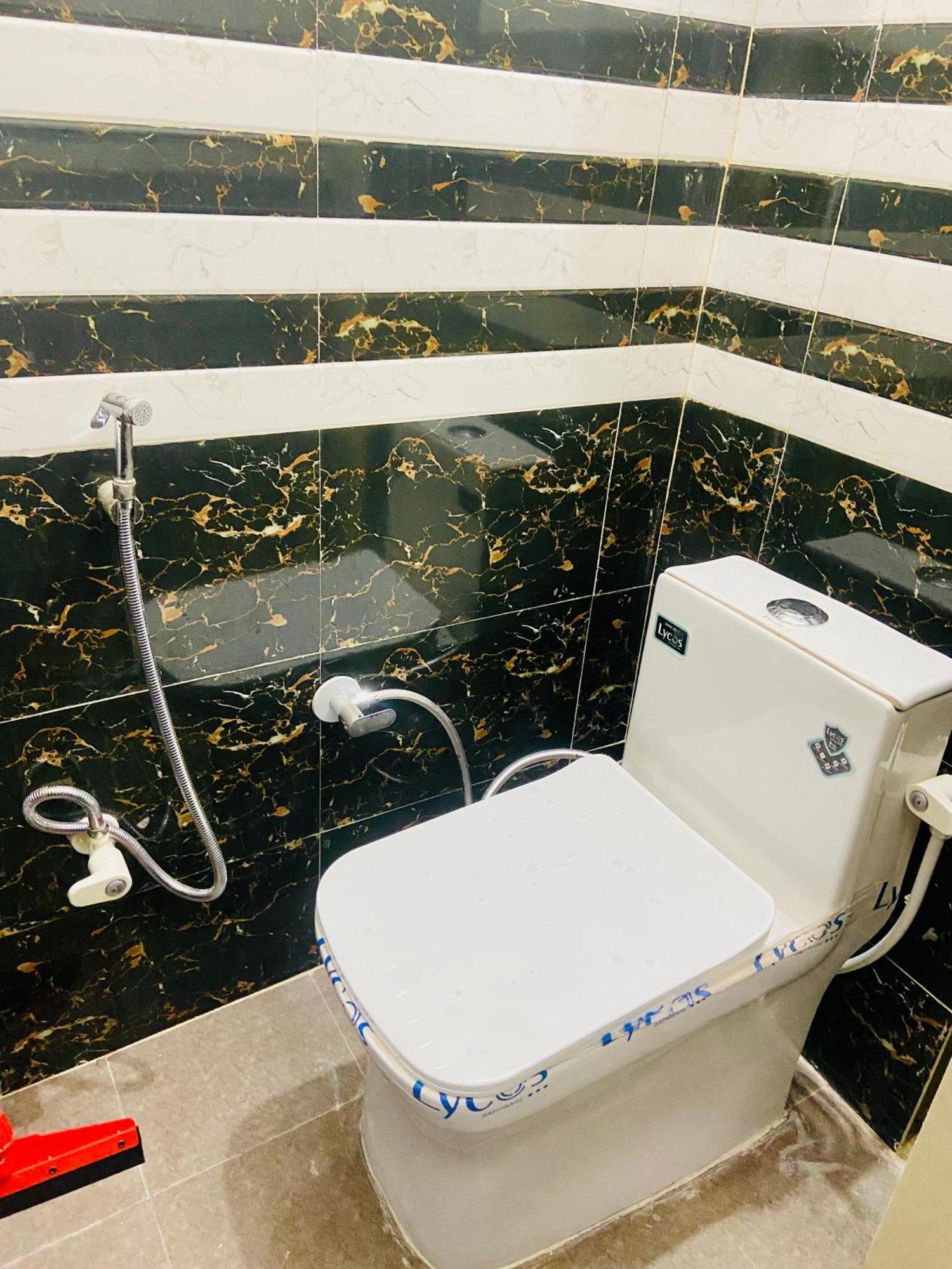 Nirupam Sadan Homestay Vrindāvan المظهر الخارجي الصورة